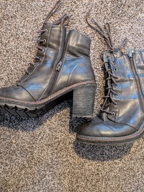 Women's Lace-Up And Zipper  Heeled Boots - Brown